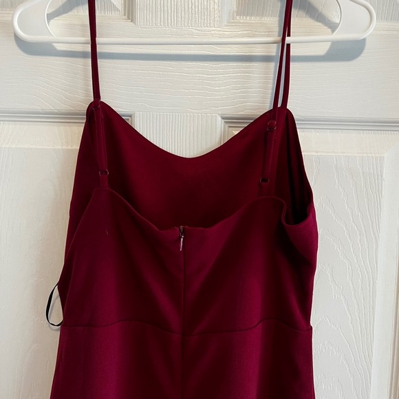 Lulus Burgundy Lace Midi Dress Size Medium NWT Holiday Wedding Fall - Picture 5 of 11